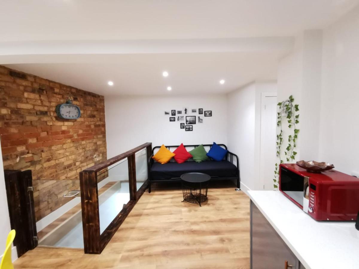 4 Sleeps And Travel Cot- Close To Beach And Restaurants Bournemouth Exterior photo