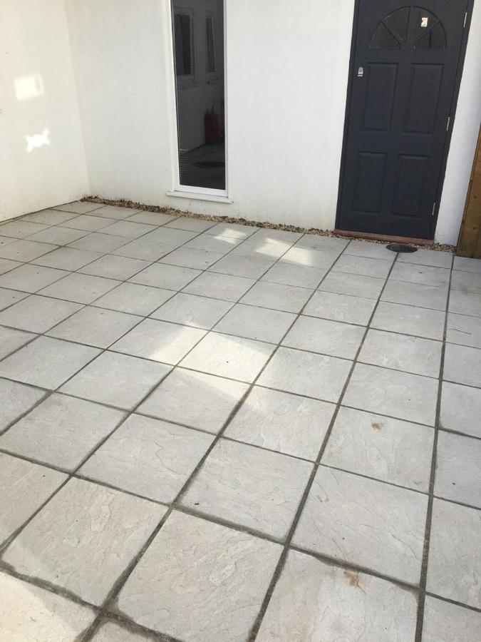 4 Sleeps And Travel Cot- Close To Beach And Restaurants Bournemouth Exterior photo
